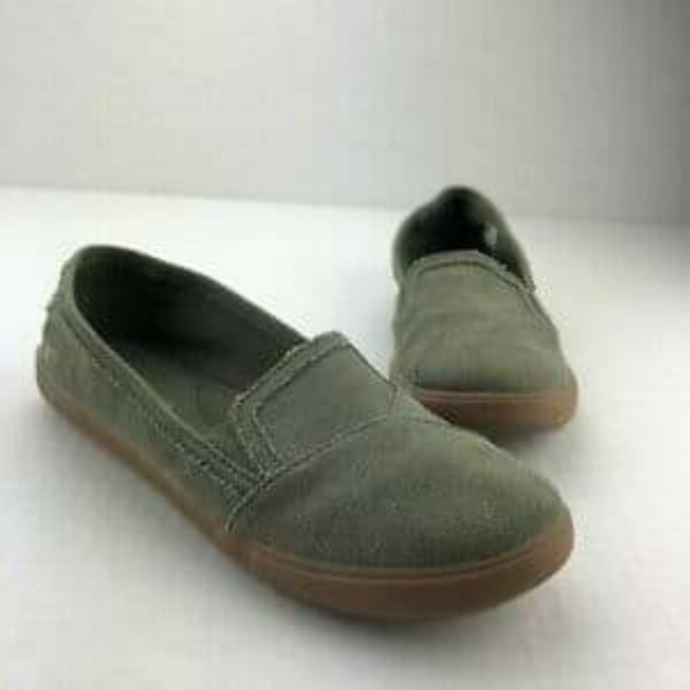 Rocketdog slip ons